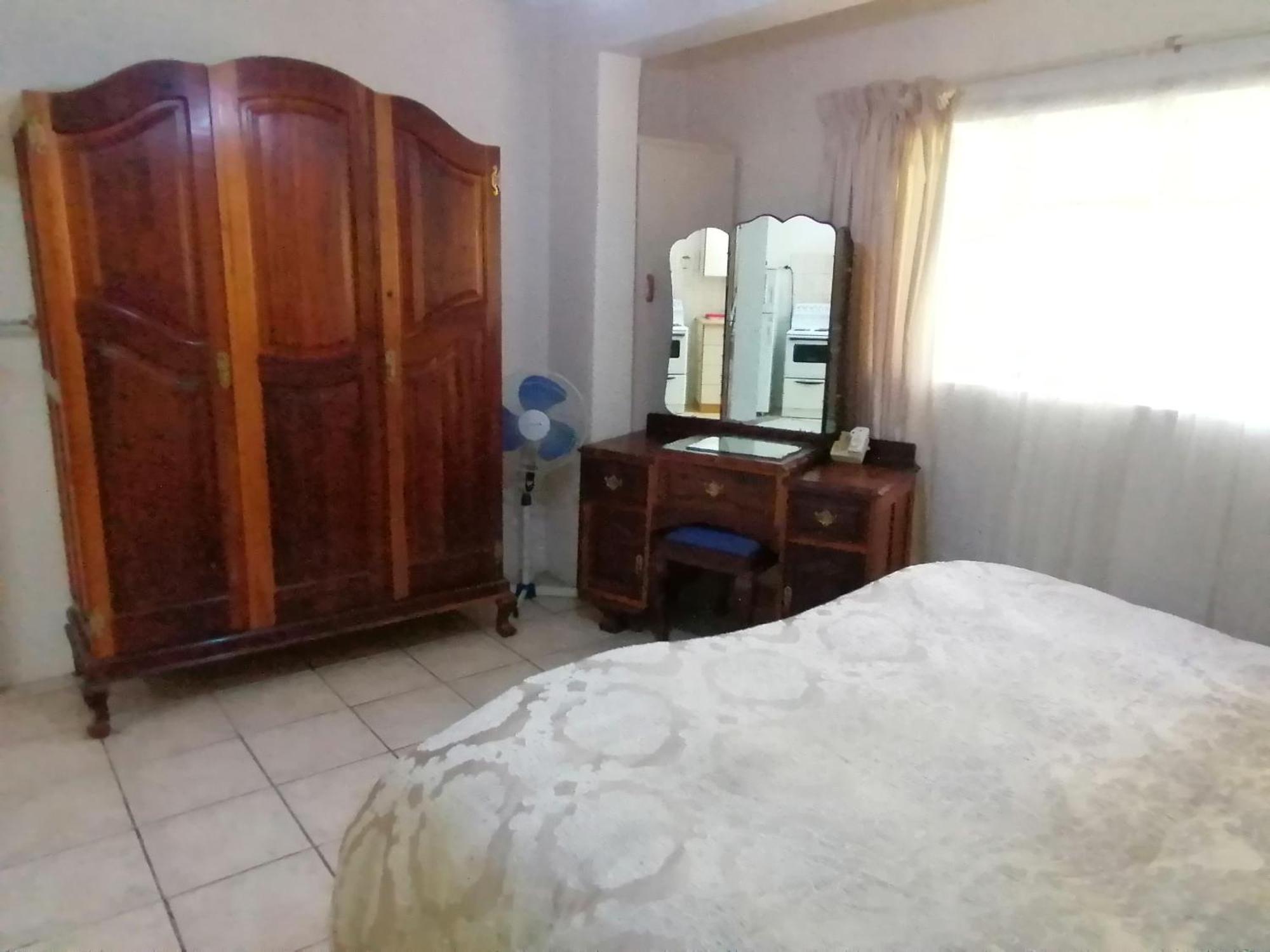 Bell Park Self Catering Bed and Breakfast Champagne Valley Exteriör bild